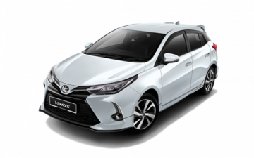 Rent Toyota Yaris (Hybrid) 